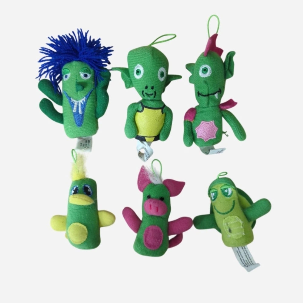 Bick's Pickles finger puppets Aliens 2006 and Animals